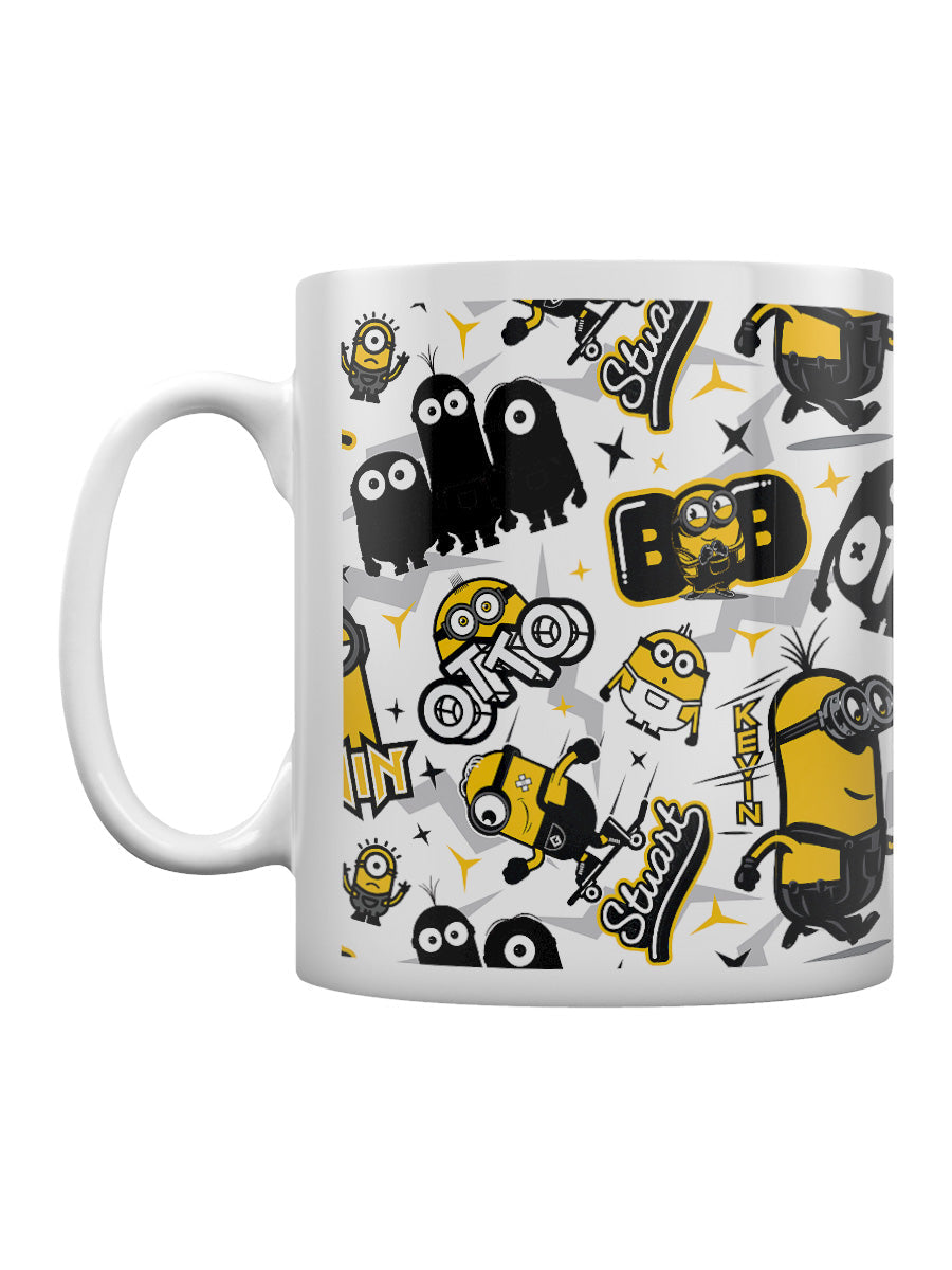 Official Minions All-Over Print Graphic Mug – Kevin, Stuart, Bob & Otto